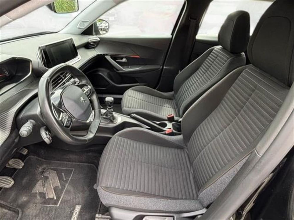 Peugeot 2008 usata a Livorno (9)
