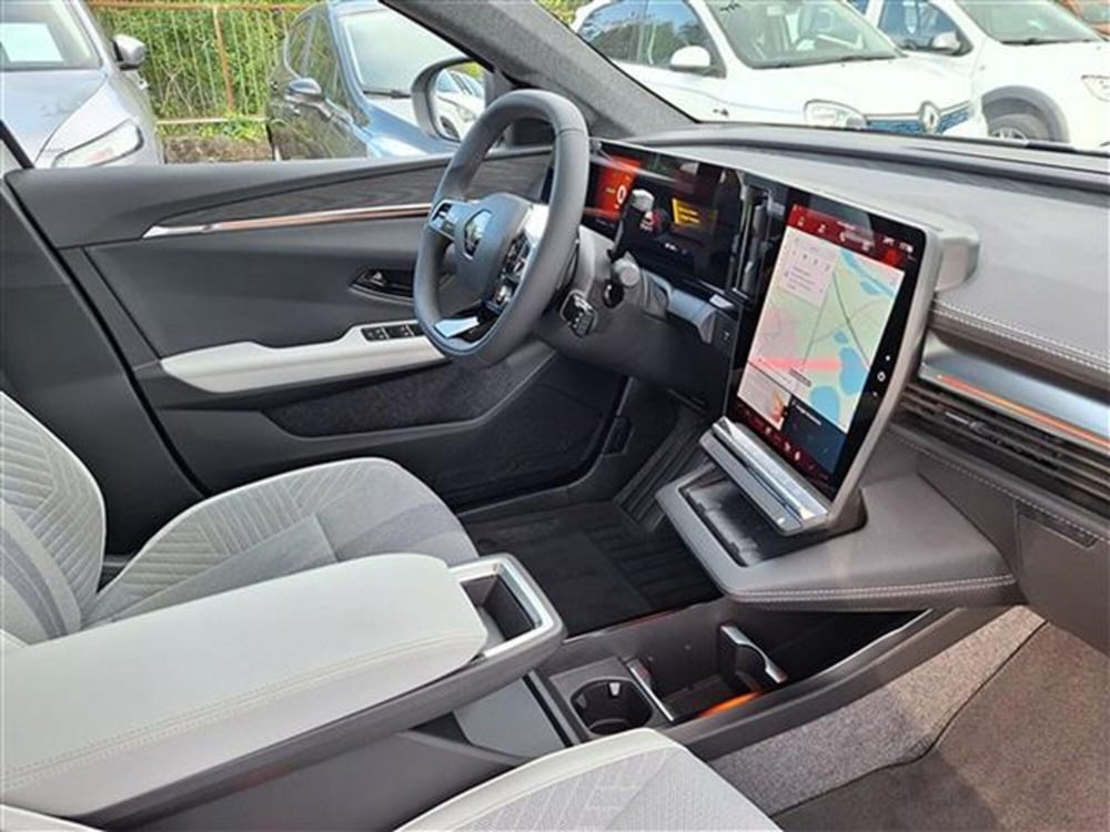 Renault Scenic E-Tech Electric nuova a Firenze (8)