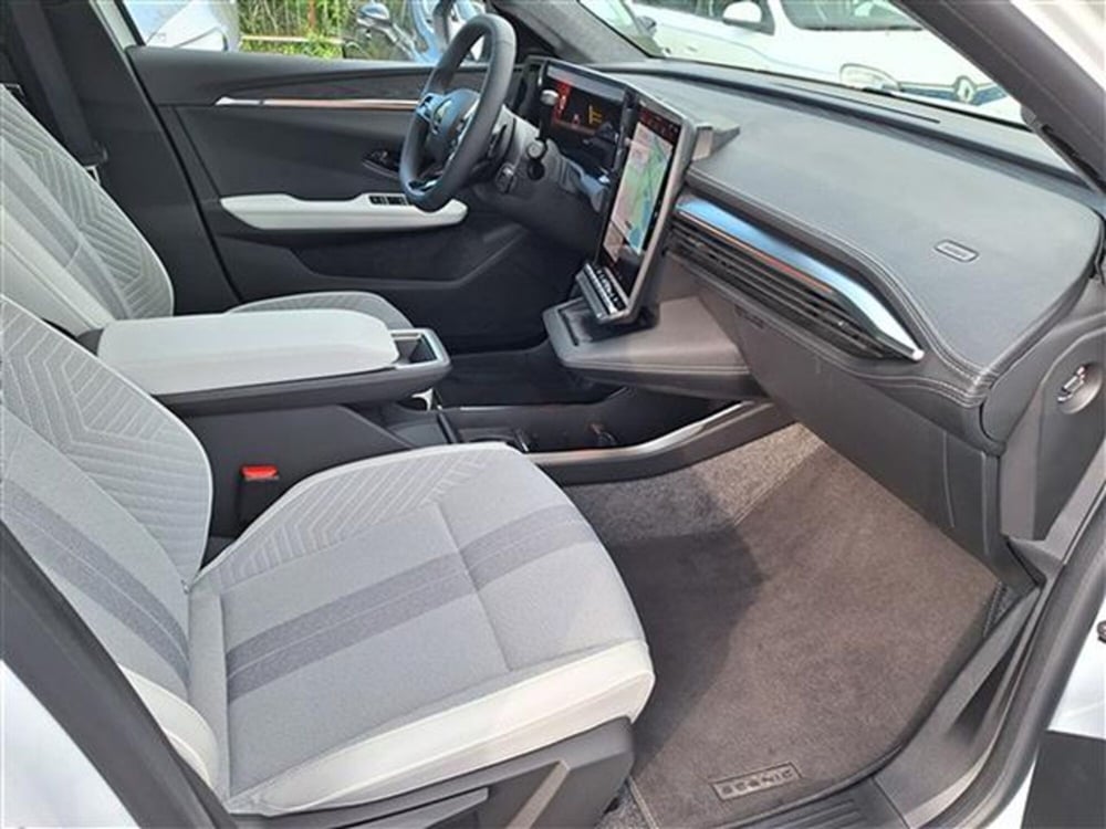 Renault Scenic E-Tech Electric nuova a Firenze (9)