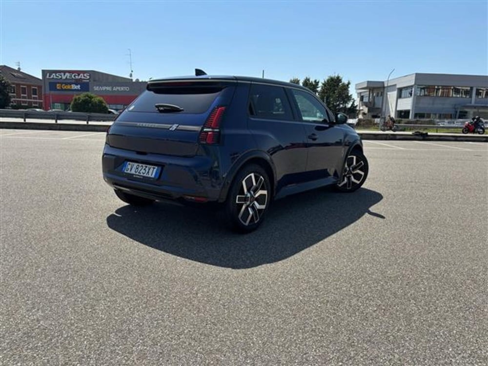 Renault Renault 5 nuova a Pavia (4)