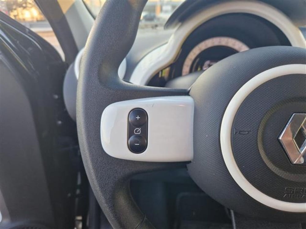 Renault Twingo usata a Pavia (9)