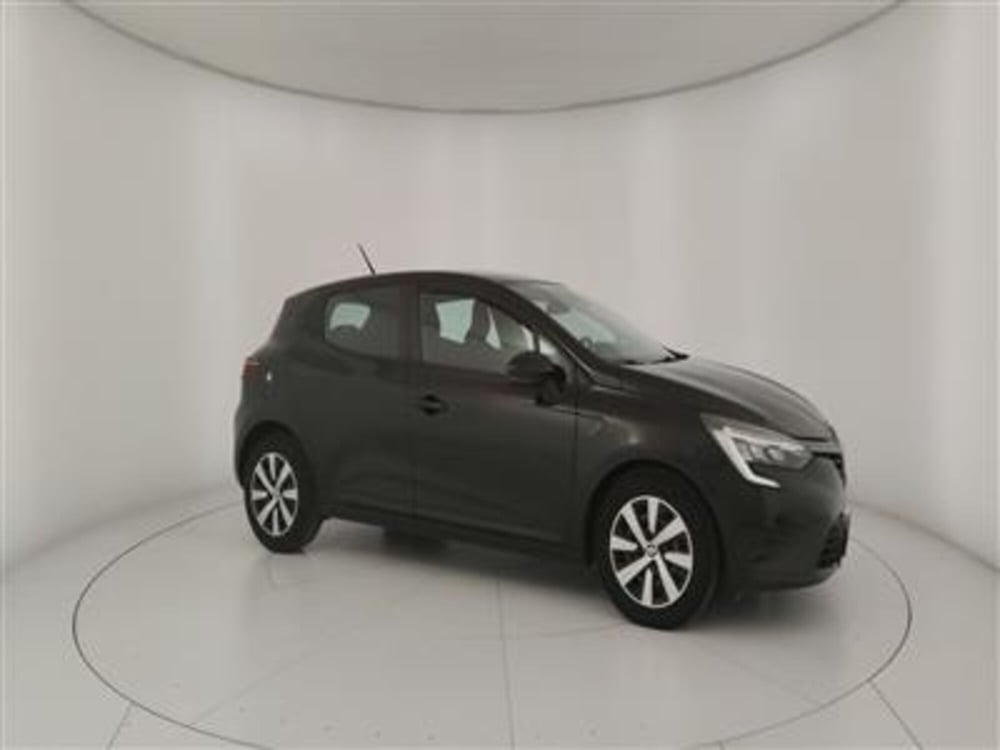 Renault Clio usata a Bari (10)
