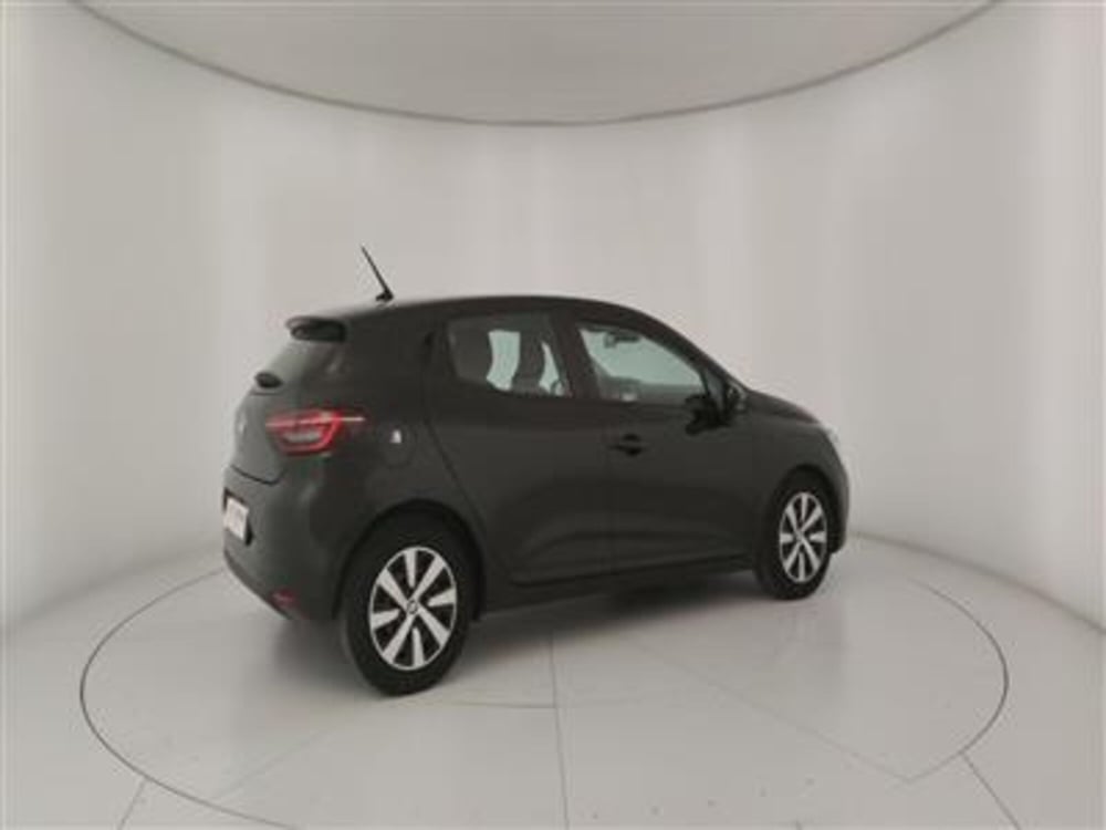 Renault Clio usata a Bari (8)