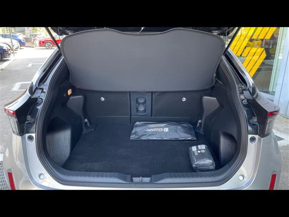 Toyota Yaris Cross usata a Varese (14)
