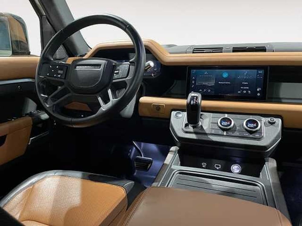 Land Rover Defender usata a Ravenna (11)