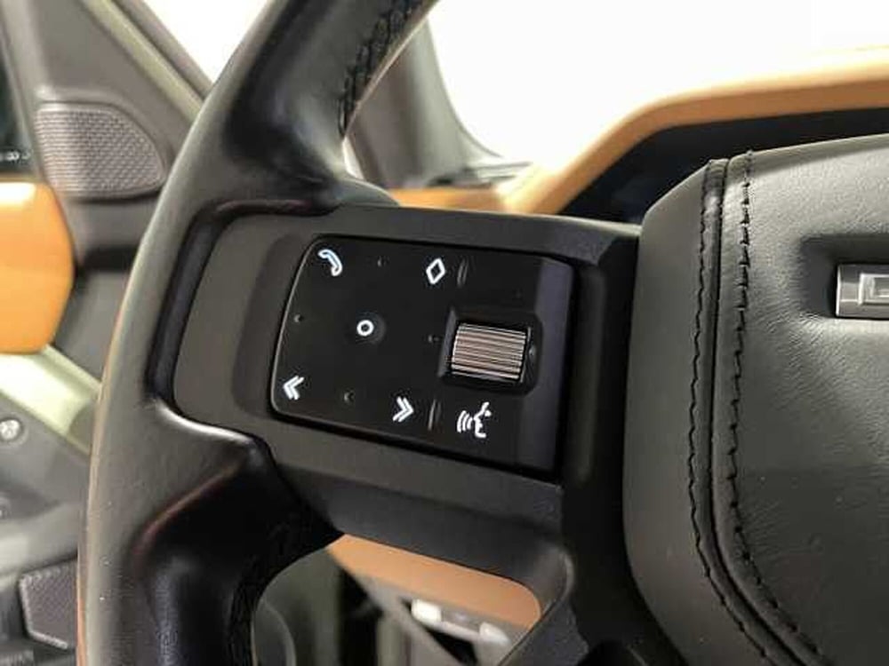 Land Rover Defender usata a Ravenna (17)