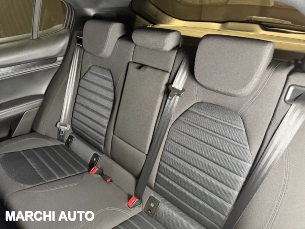 Alfa Romeo Stelvio usata a Perugia (12)