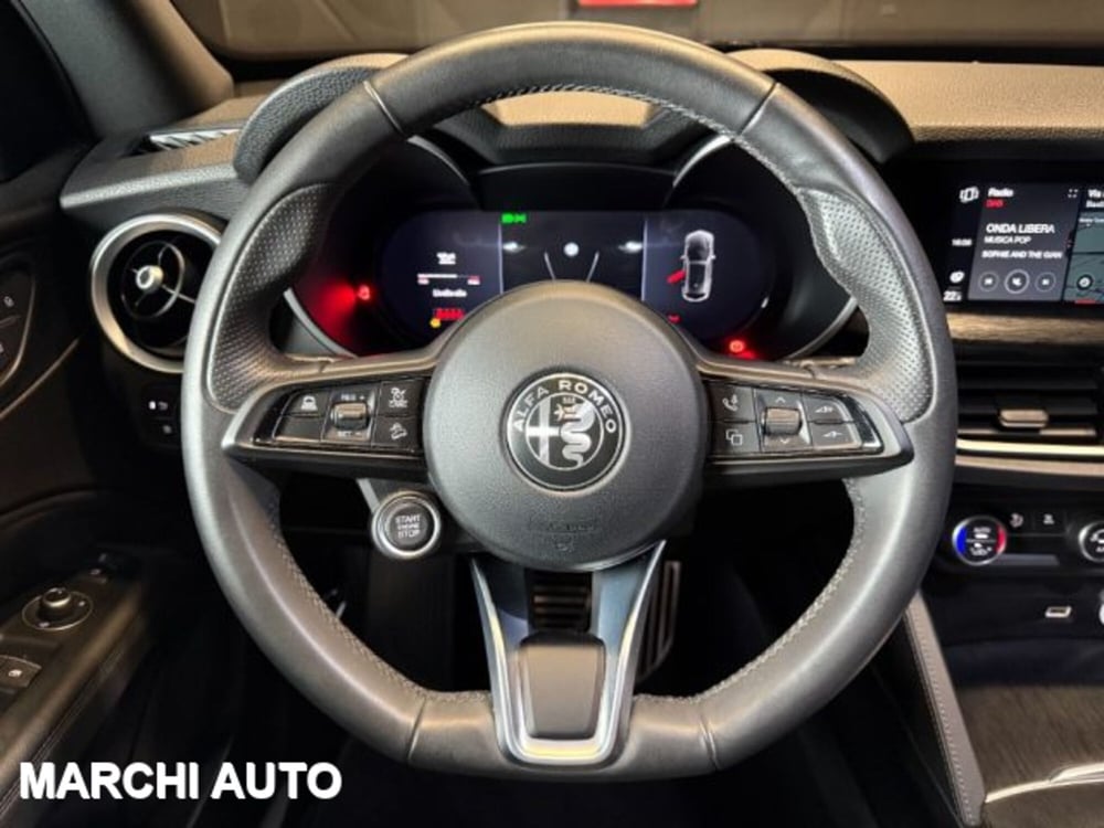 Alfa Romeo Stelvio usata a Perugia (15)