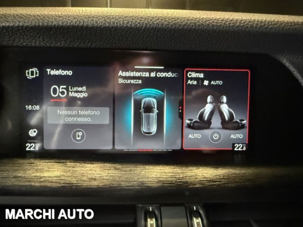 Alfa Romeo Stelvio usata a Perugia (19)