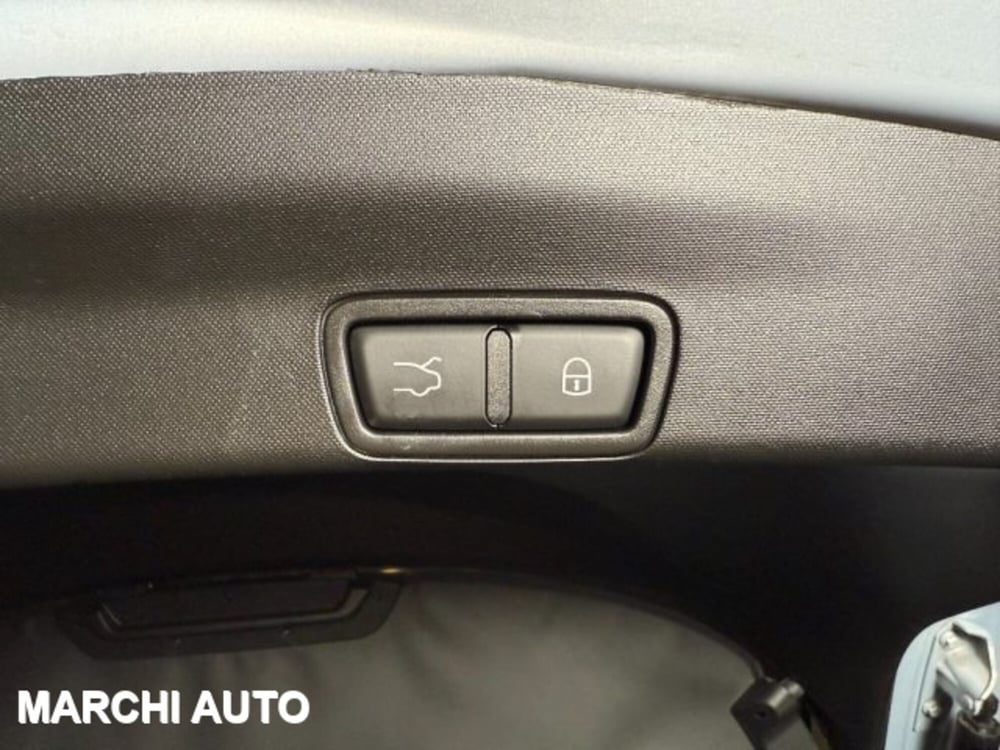 Alfa Romeo Stelvio usata a Perugia (20)