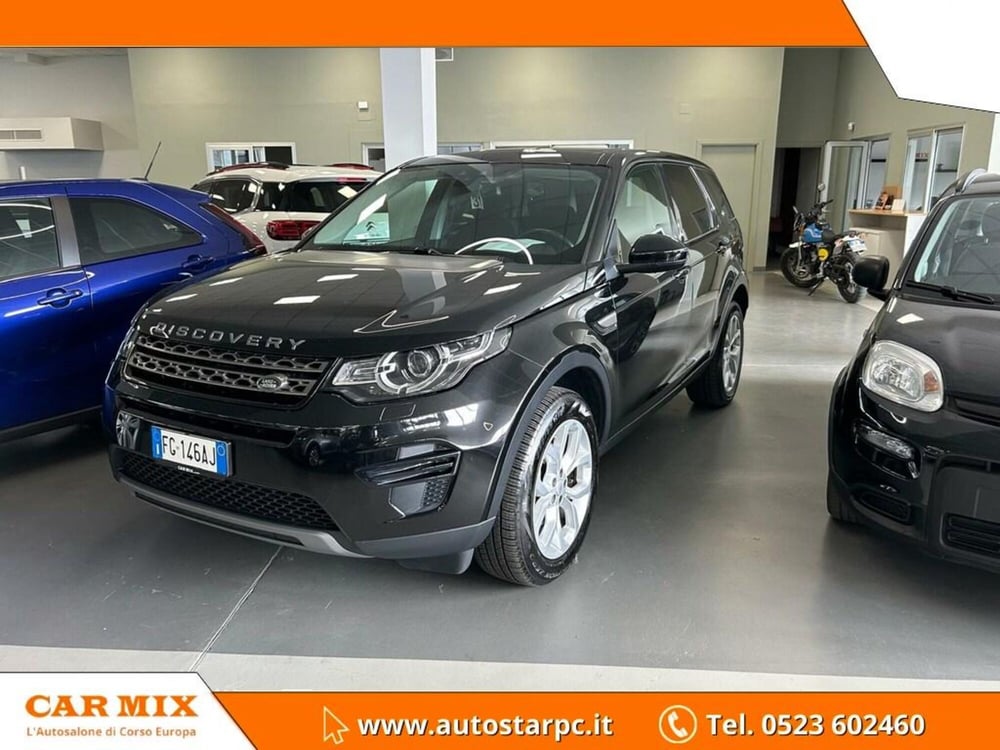 Land Rover Discovery Sport usata a Piacenza