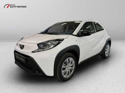 Toyota Aygo X 1.0 Active 72cv s-cvt nuova a Monza