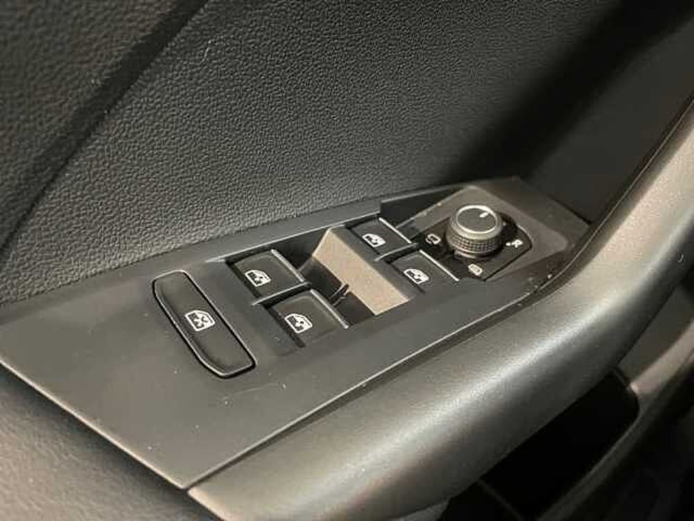 Volkswagen T-Cross usata a Ravenna (19)
