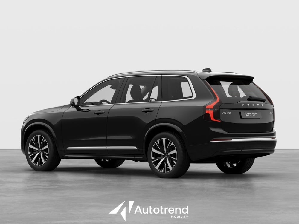 Volvo XC90 nuova a Bari (2)