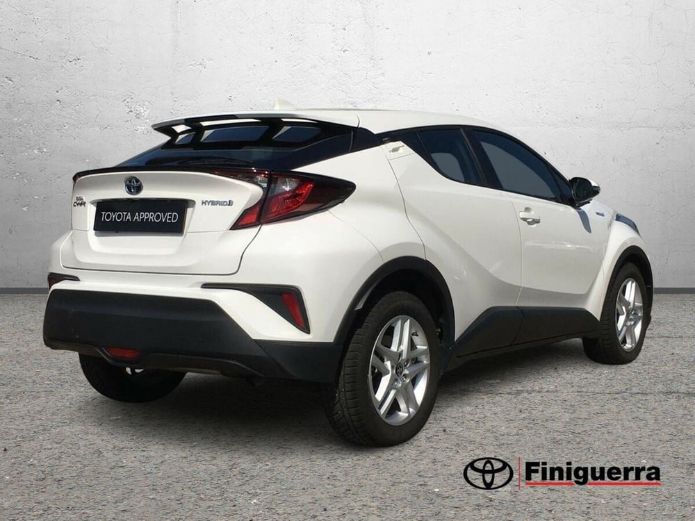 Toyota Toyota C-HR usata a Lecco (4)