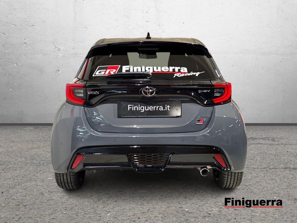 Toyota Yaris GR Sport nuova a Lecco (3)