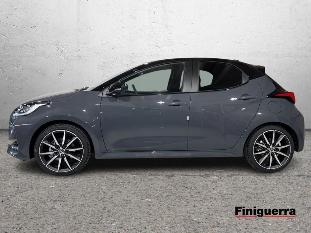 Toyota Yaris GR Sport nuova a Lecco (6)