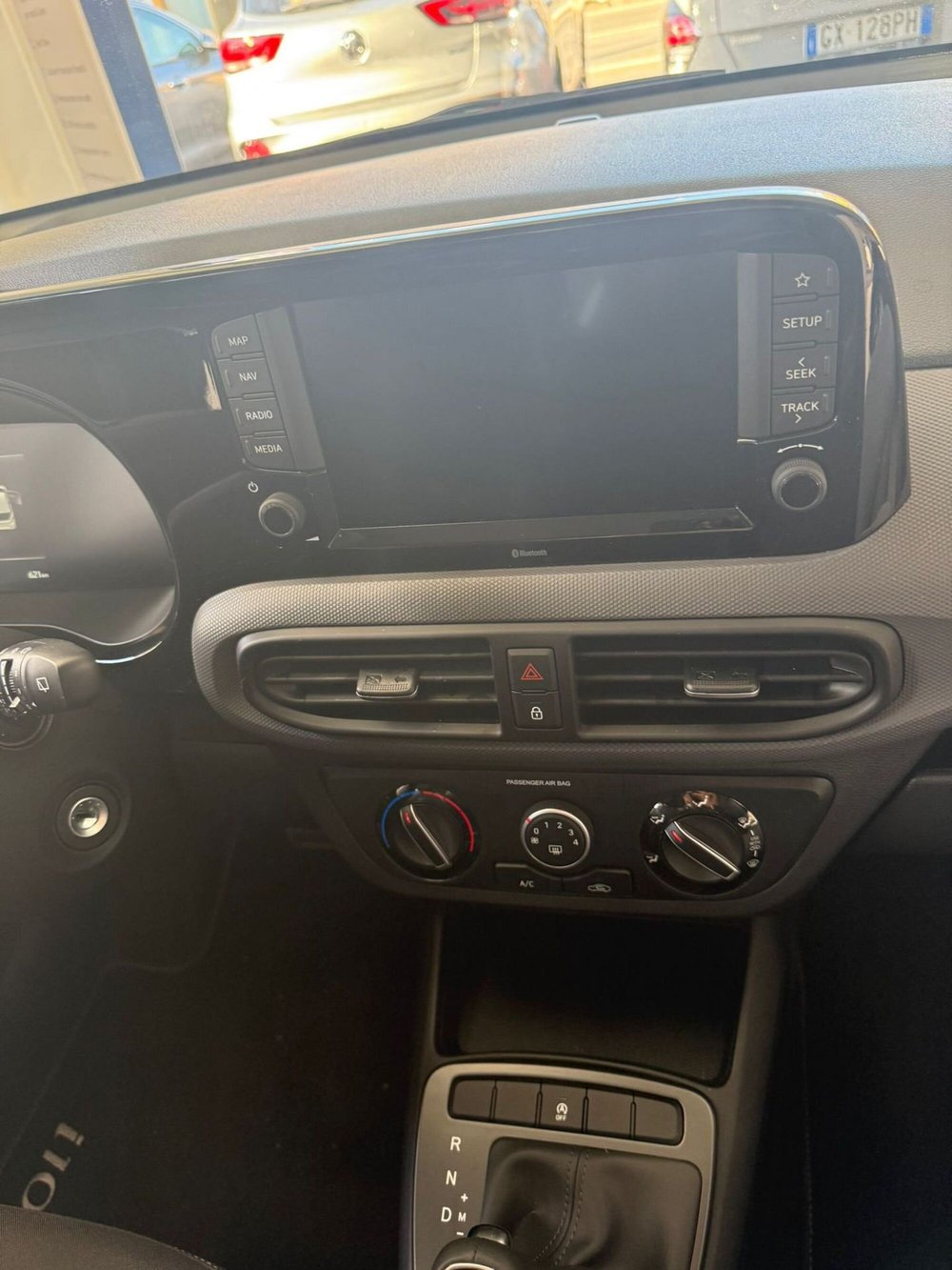 Hyundai i10 nuova a Torino (17)