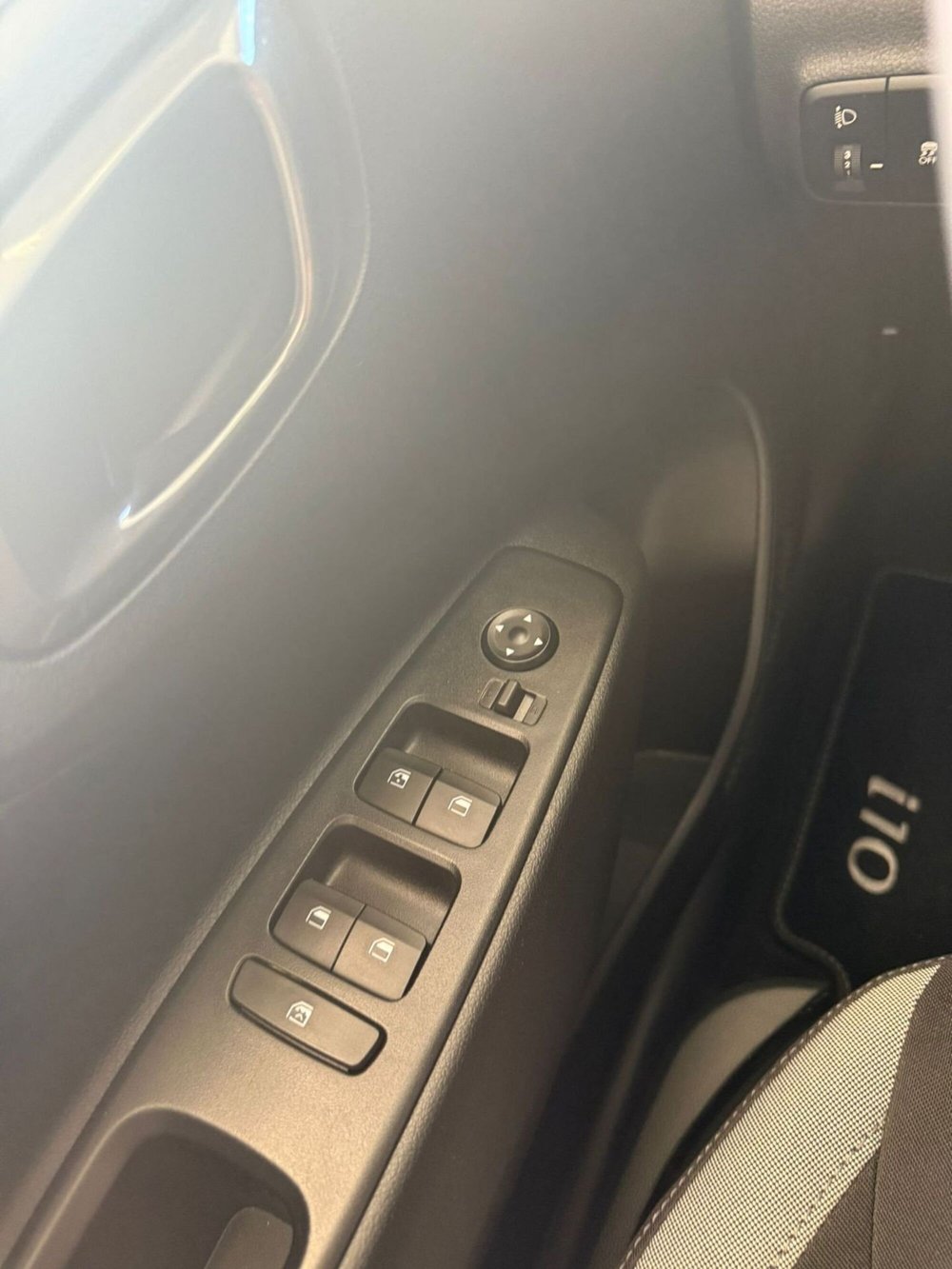 Hyundai i10 nuova a Torino (4)