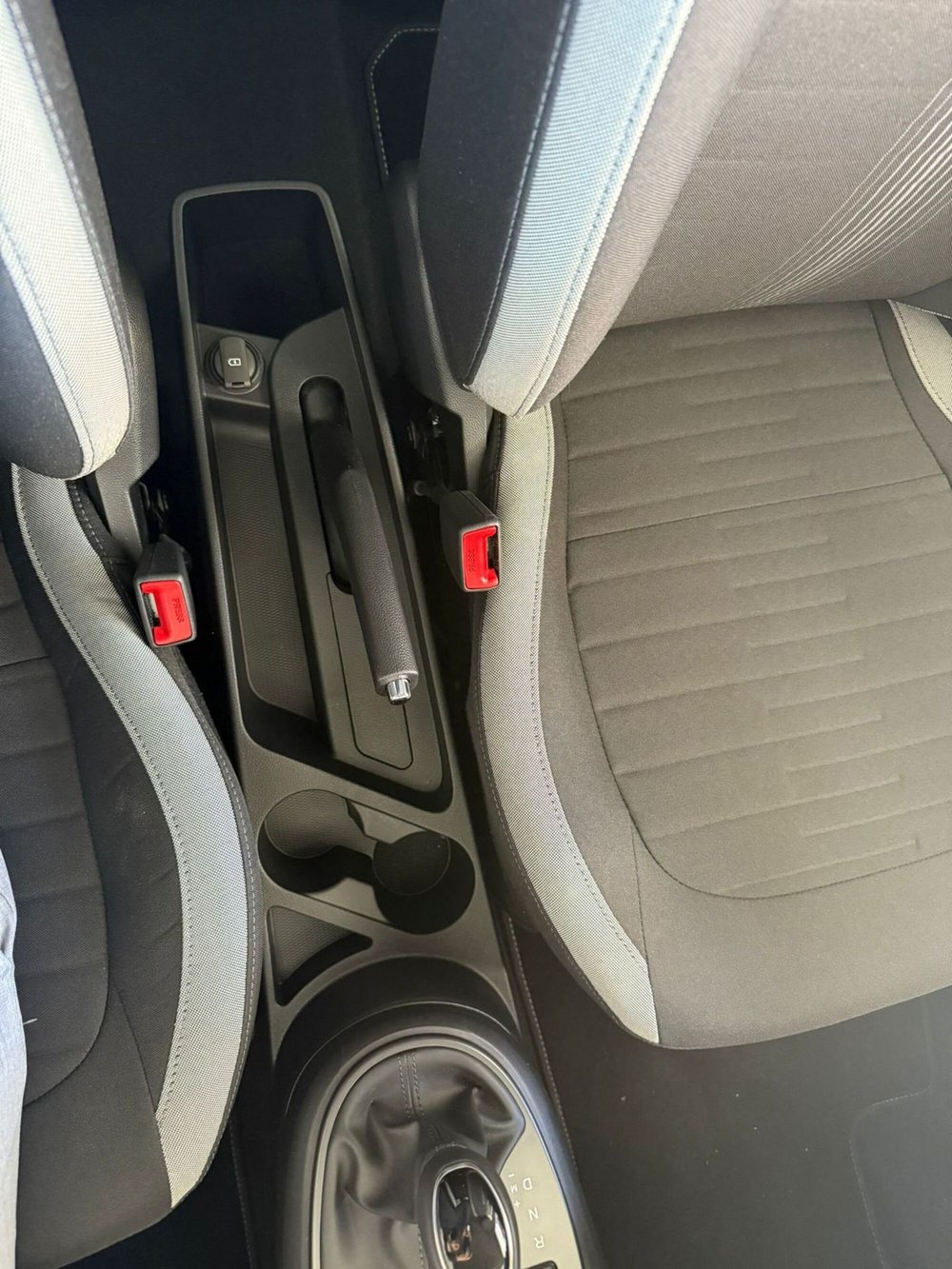 Hyundai i10 nuova a Torino (8)