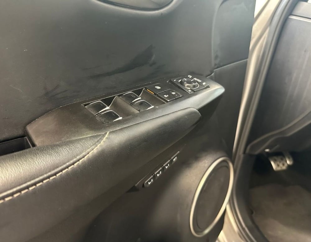 Lexus NX usata a Ferrara (12)