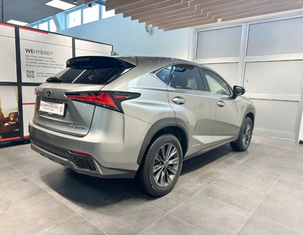 Lexus NX usata a Ferrara (19)
