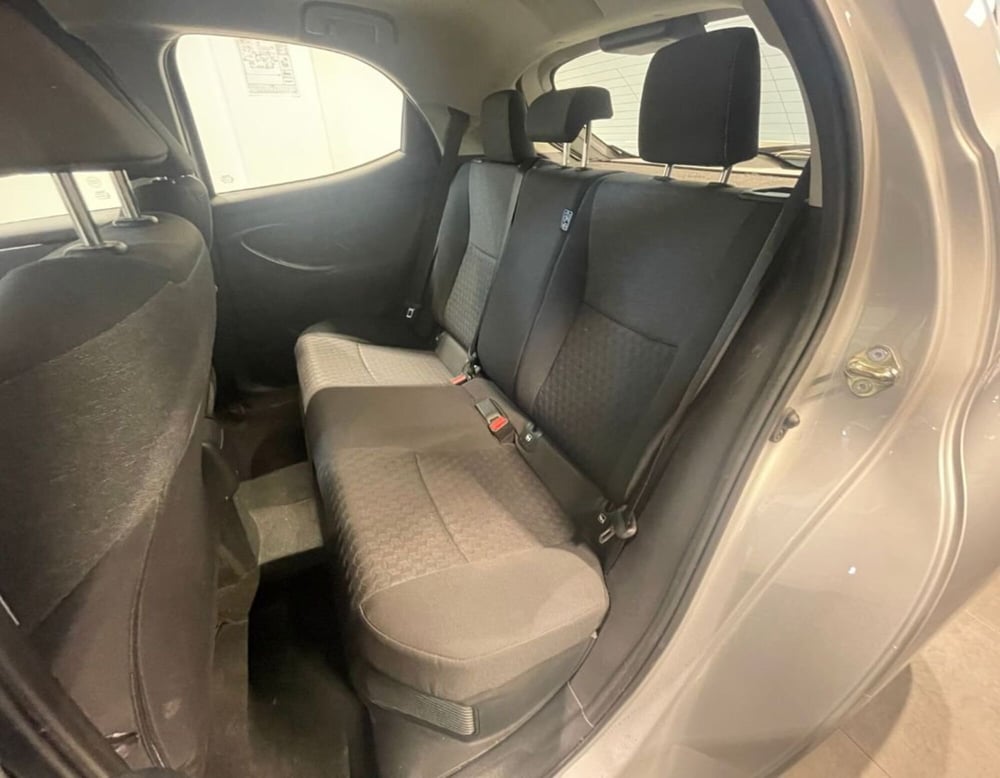 Toyota Yaris usata a Ferrara (7)