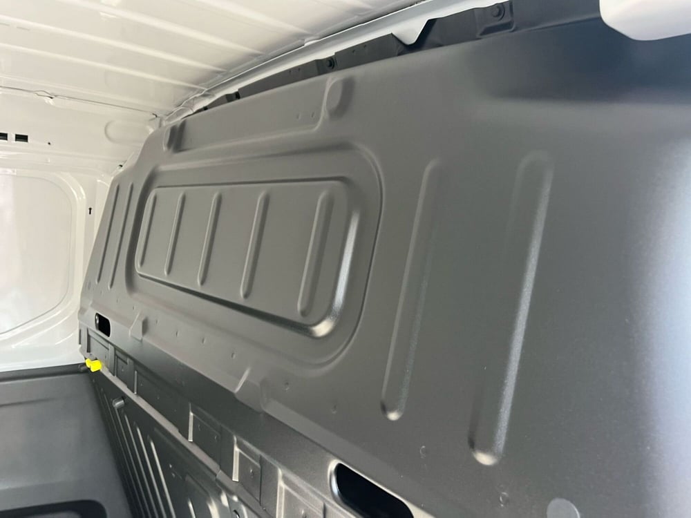 Peugeot Partner Furgone nuova a Milano (8)