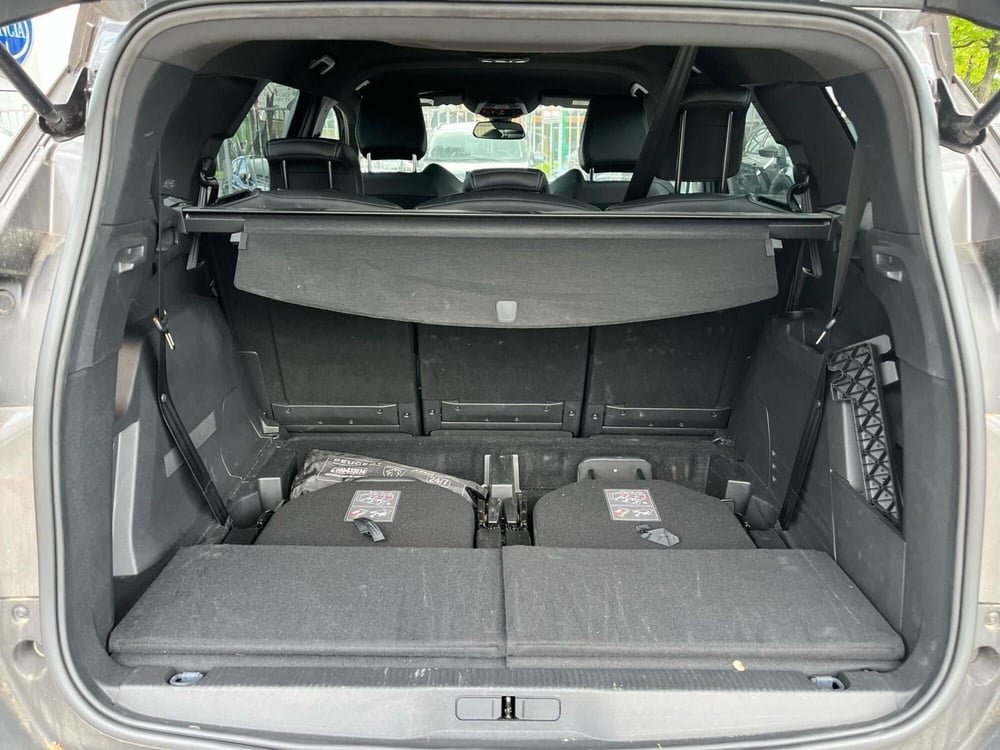 Peugeot 5008 usata a Milano (10)