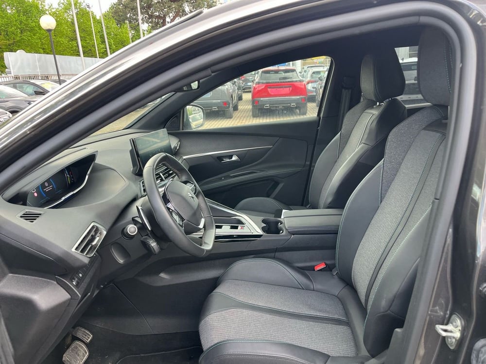 Peugeot 5008 usata a Milano (12)