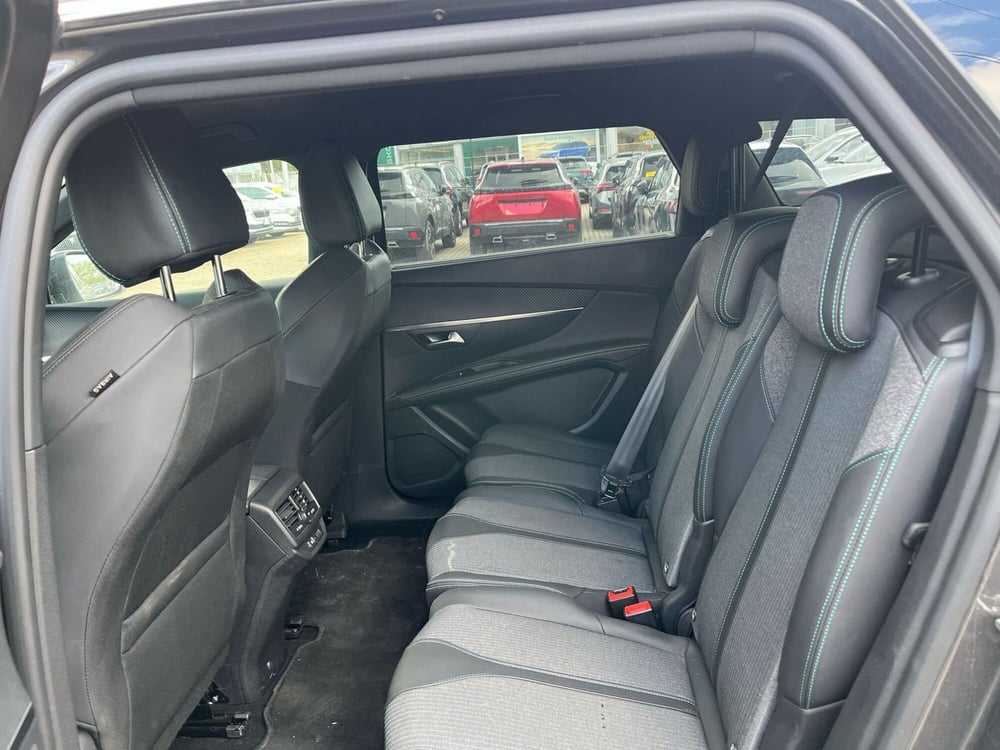 Peugeot 5008 usata a Milano (14)