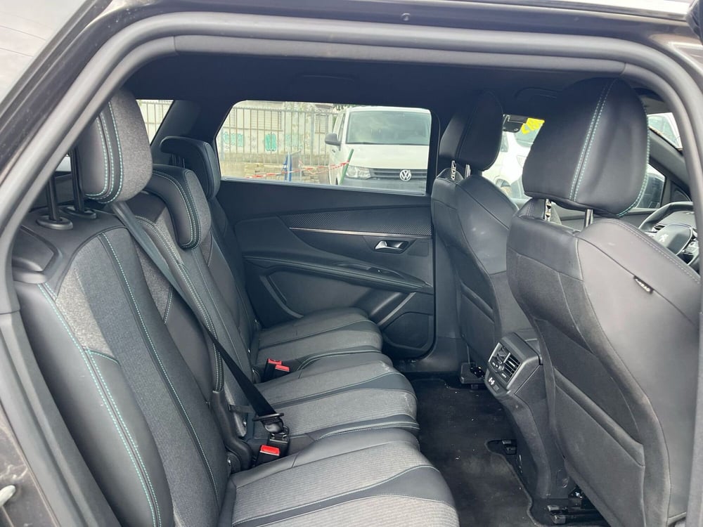 Peugeot 5008 usata a Milano (15)