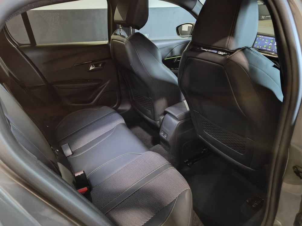 Peugeot 208 usata a Milano (14)