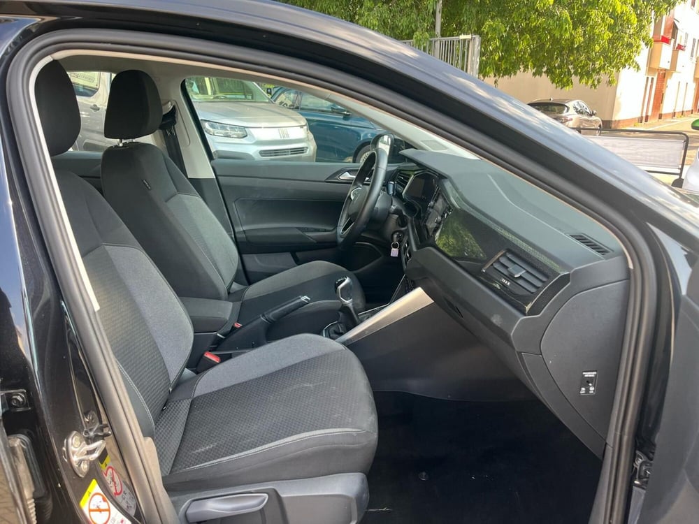 Volkswagen Taigo usata a Milano (12)