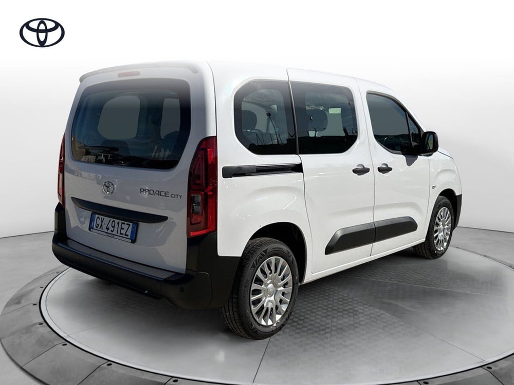 Toyota Proace City Verso nuova a Siracusa (3)