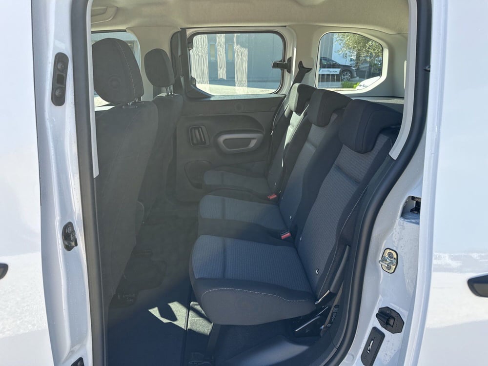 Toyota Proace City Verso nuova a Siracusa (7)