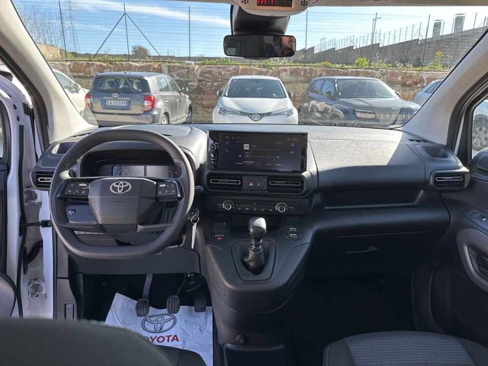 Toyota Proace City Verso nuova a Siracusa (9)
