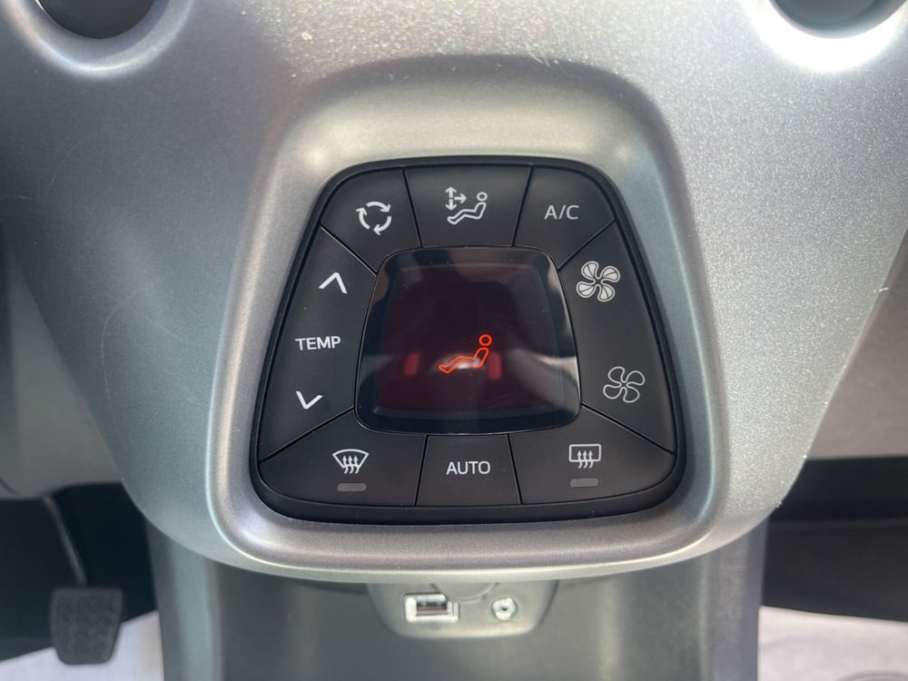 Toyota Aygo usata a Ragusa (14)