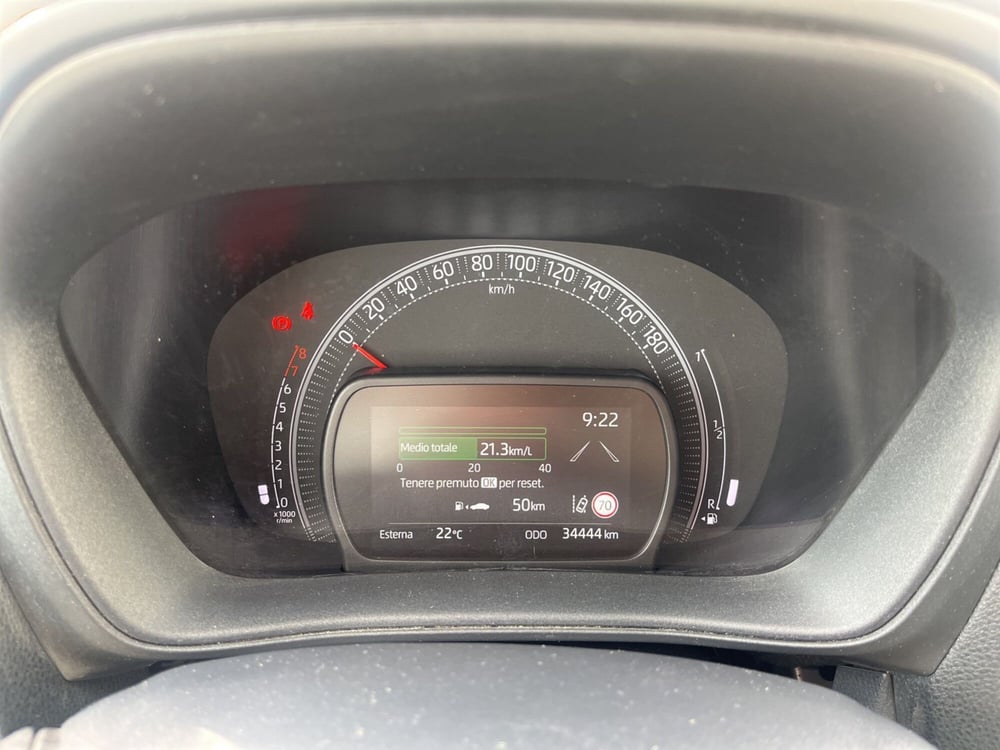 Toyota Aygo X usata a Ragusa (11)