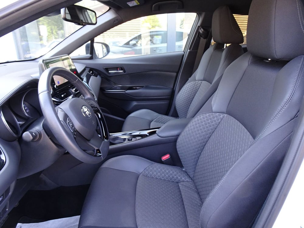 Toyota Toyota C-HR usata a Treviso (10)