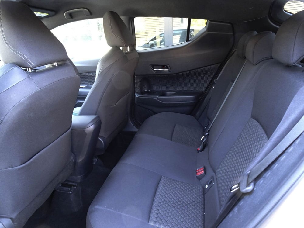 Toyota Toyota C-HR usata a Treviso (11)