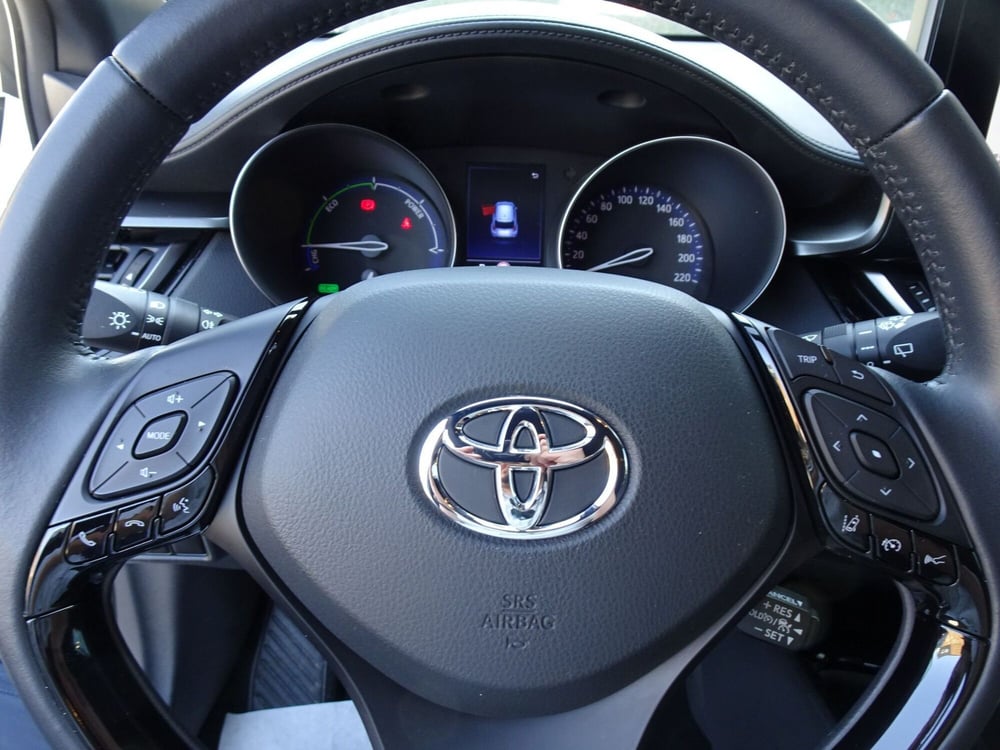 Toyota Toyota C-HR usata a Treviso (14)