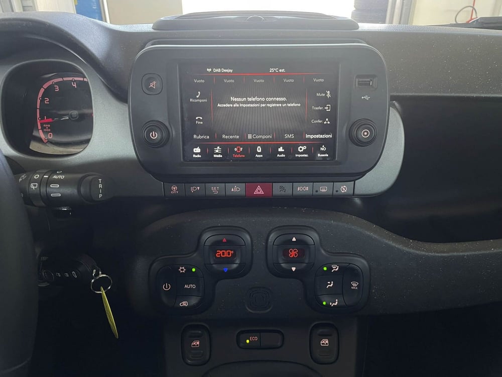 Fiat Panda Cross usata a Treviso (14)