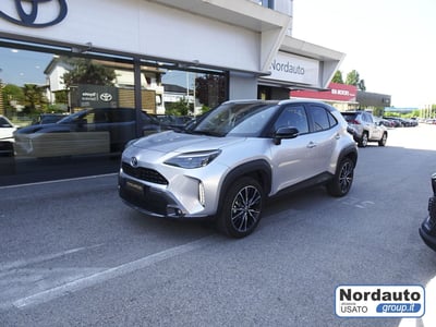 Toyota Yaris Cross 1.5 Hybrid 5p. E-CVT AWD-i Adventure del 2022 usata a Montebelluna