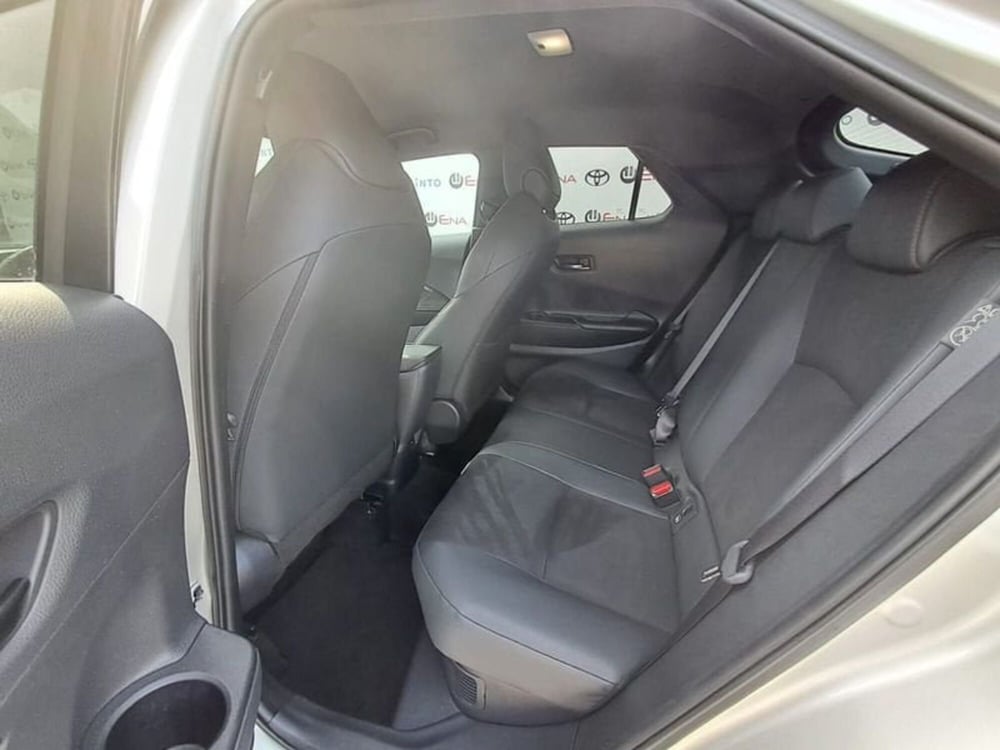 Toyota Toyota C-HR usata a Cagliari (11)