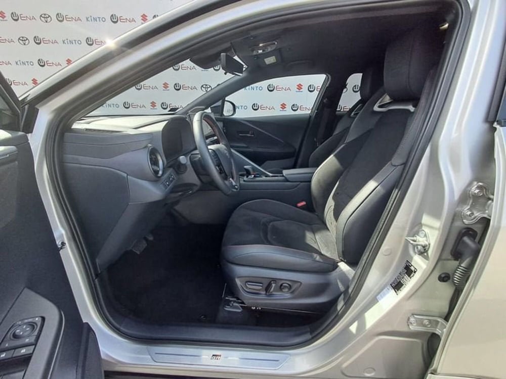 Toyota Toyota C-HR usata a Cagliari (12)