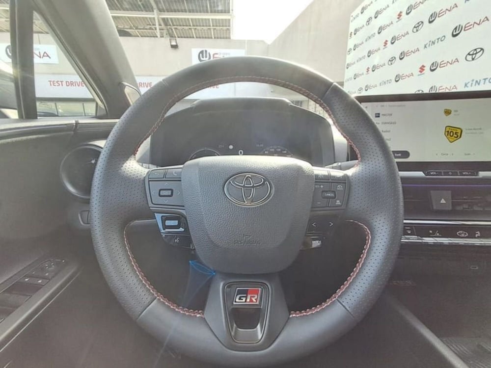 Toyota Toyota C-HR usata a Cagliari (14)