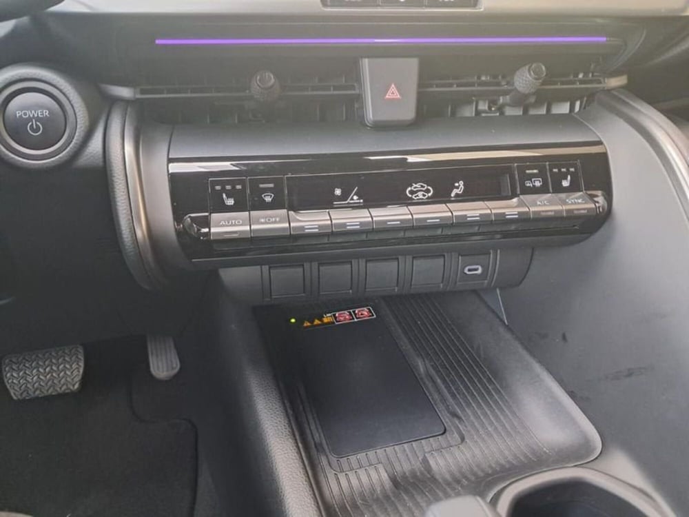 Toyota Toyota C-HR usata a Cagliari (19)