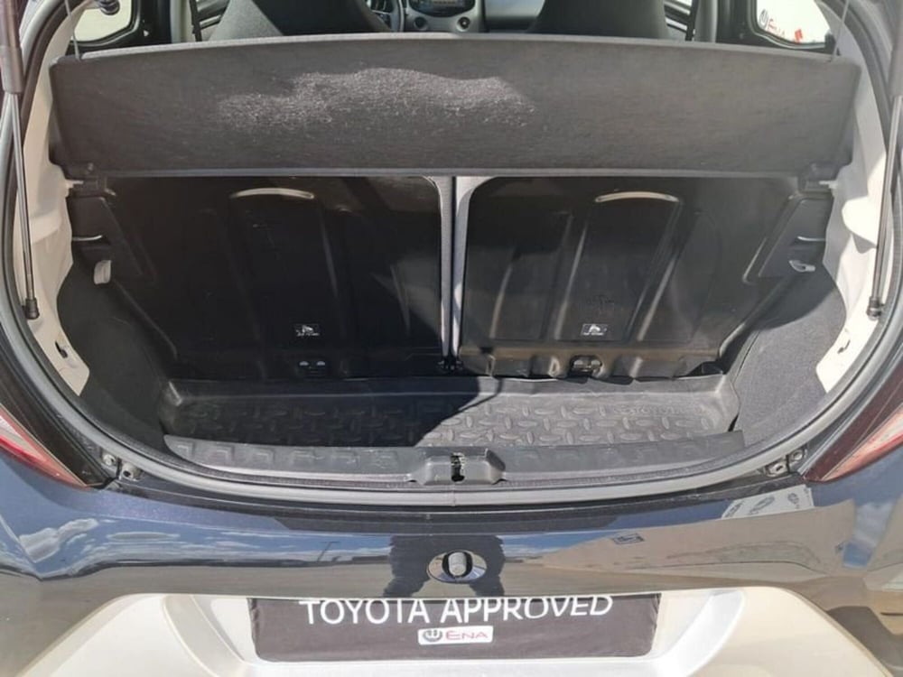 Toyota Aygo usata a Cagliari (9)