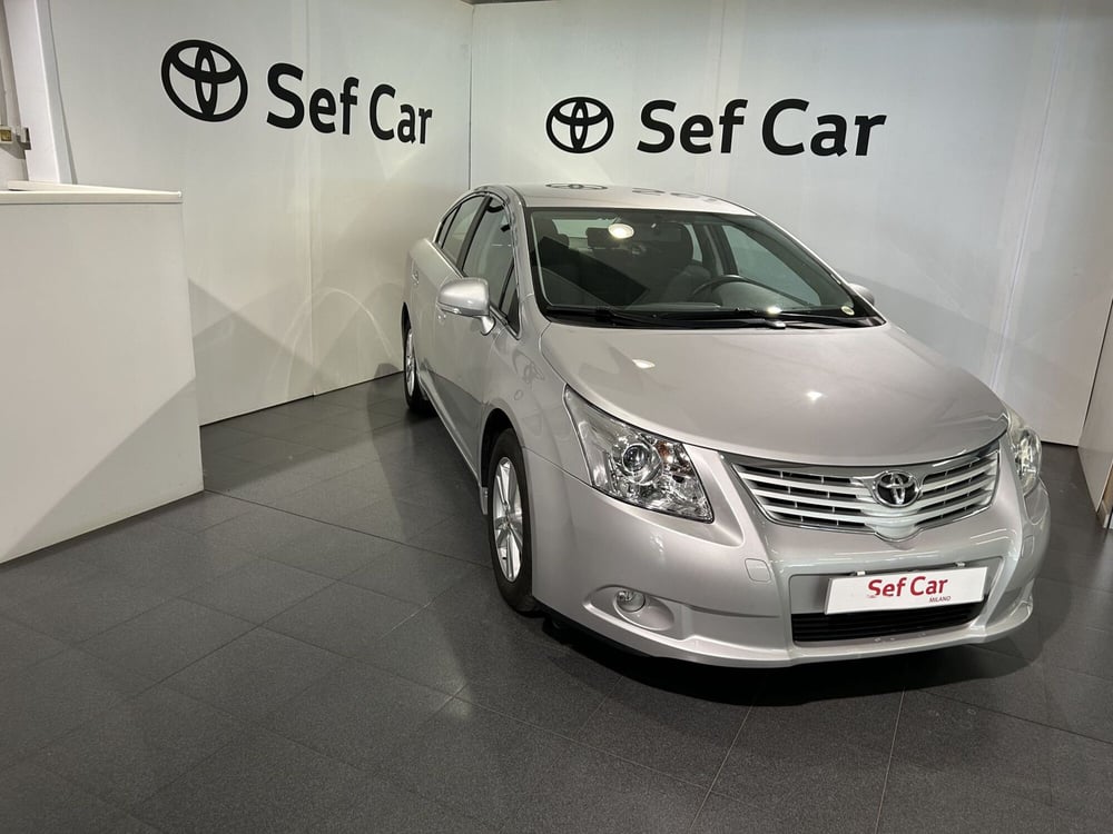 Toyota Avensis usata a Milano (3)